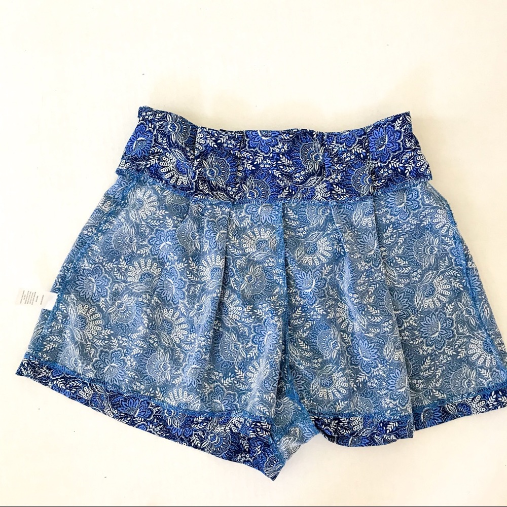 Socialite Blue High Waist Paisley Short Culottes - Picture 8 of 8